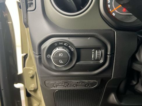 New 2026 Jeep Gladiator Mojave AWD/4WD image 17