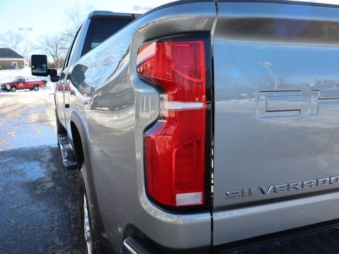 Used 2024 Chevrolet Silverado 3500 LTZ image 35