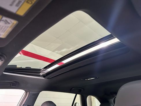 Used 2022 Subaru Outback Wilderness w/ Wilderness Package image 28