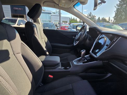 Used 2021 Subaru Outback Premium image 11