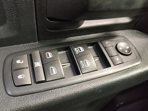 Used 2016 RAM 1500 Tradesman w/ Popular Equipment Group image 27