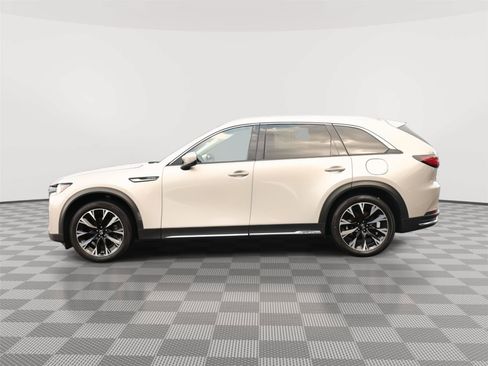 Used 2024 MAZDA CX-90 Plug-In Hybrid w/ Premium Plus AWD/4WD image 4
