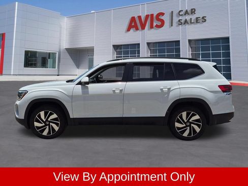 Used 2025 Volkswagen Atlas SE FWD image 10