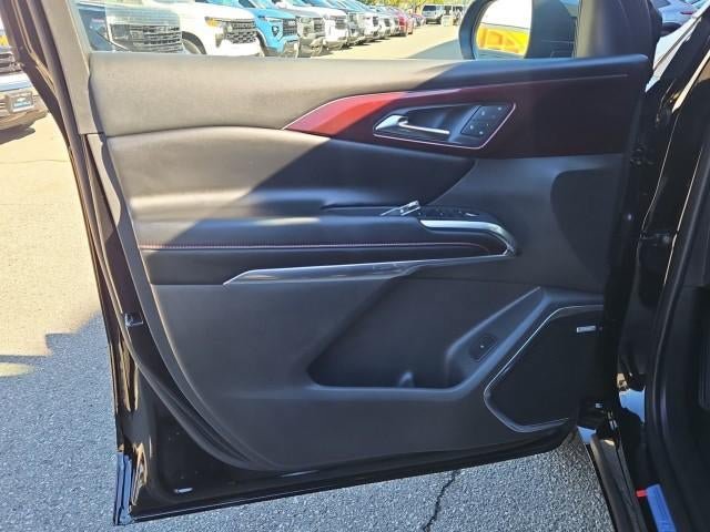 New 2027 Chevrolet Traverse RS FWD image 23