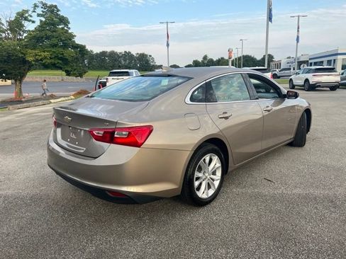 Used 2023 Chevrolet Malibu LT FWD image 8