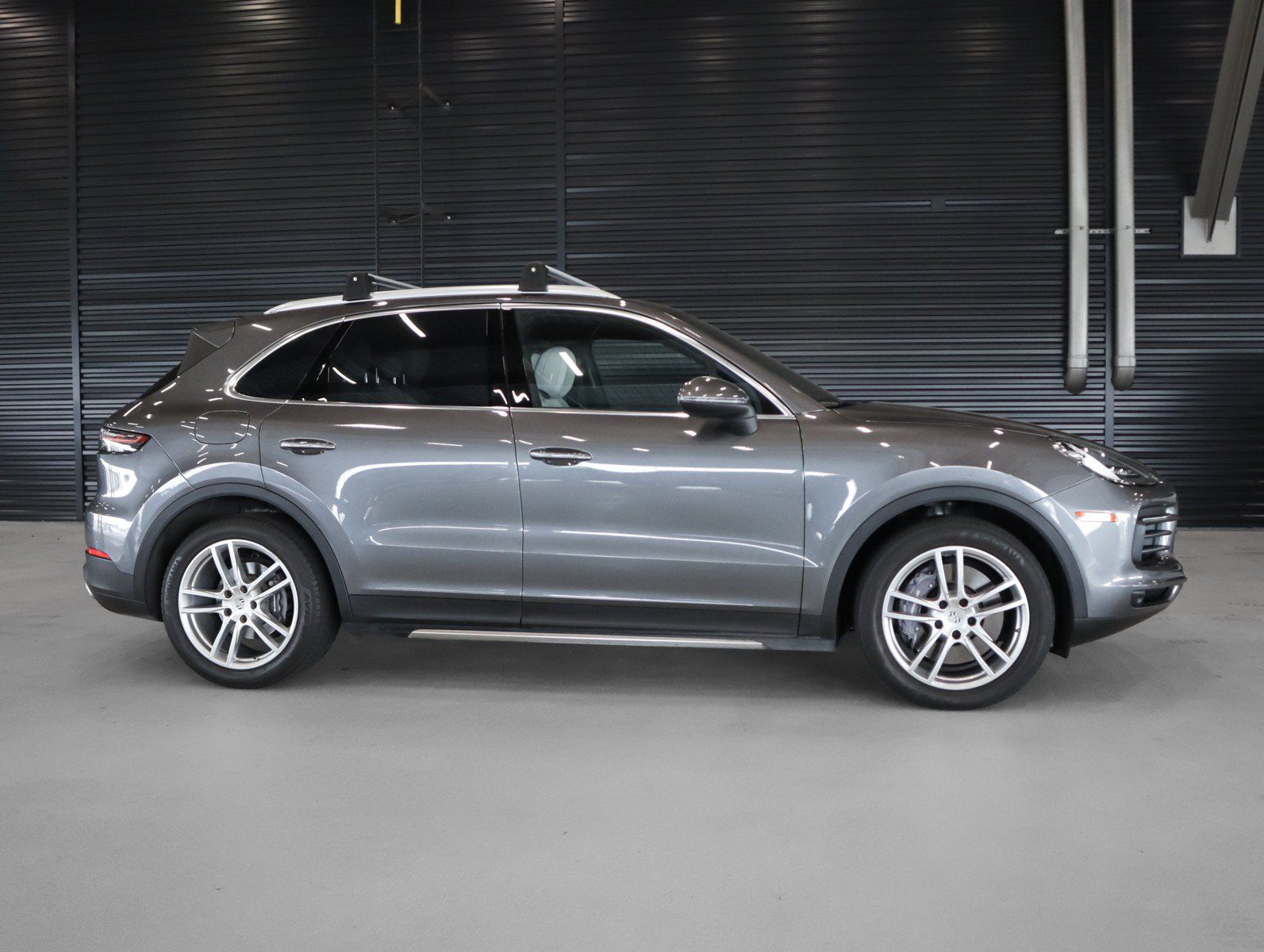 Certified 2023 Porsche Cayenne AWD/4WD image 11
