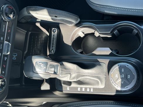 New 2024 Ford Bronco Outer Banks w/ Sasquatch Package image 22