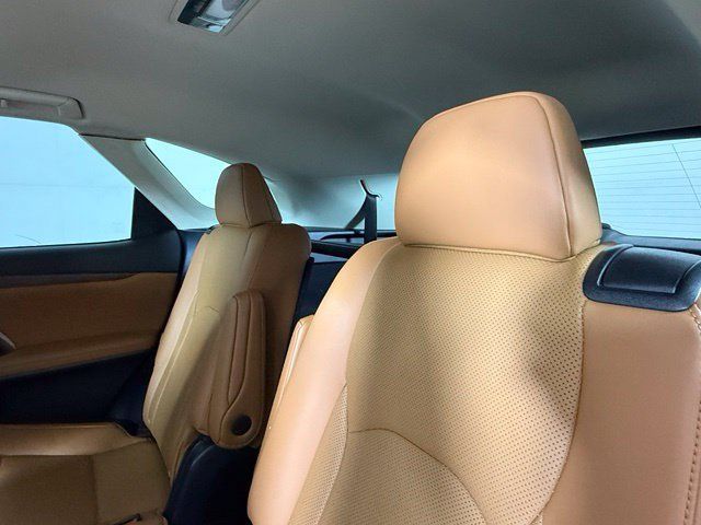 Used 2022 Lexus RX 350L Premium w/ Premium Package AWD/4WD image 21