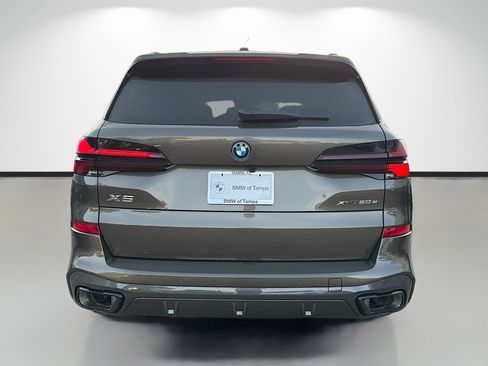 New 2026 BMW X5 xDrive50e w/ Executive Package image 4