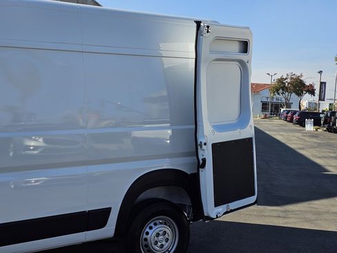 New 2026 RAM ProMaster 2500 image 9