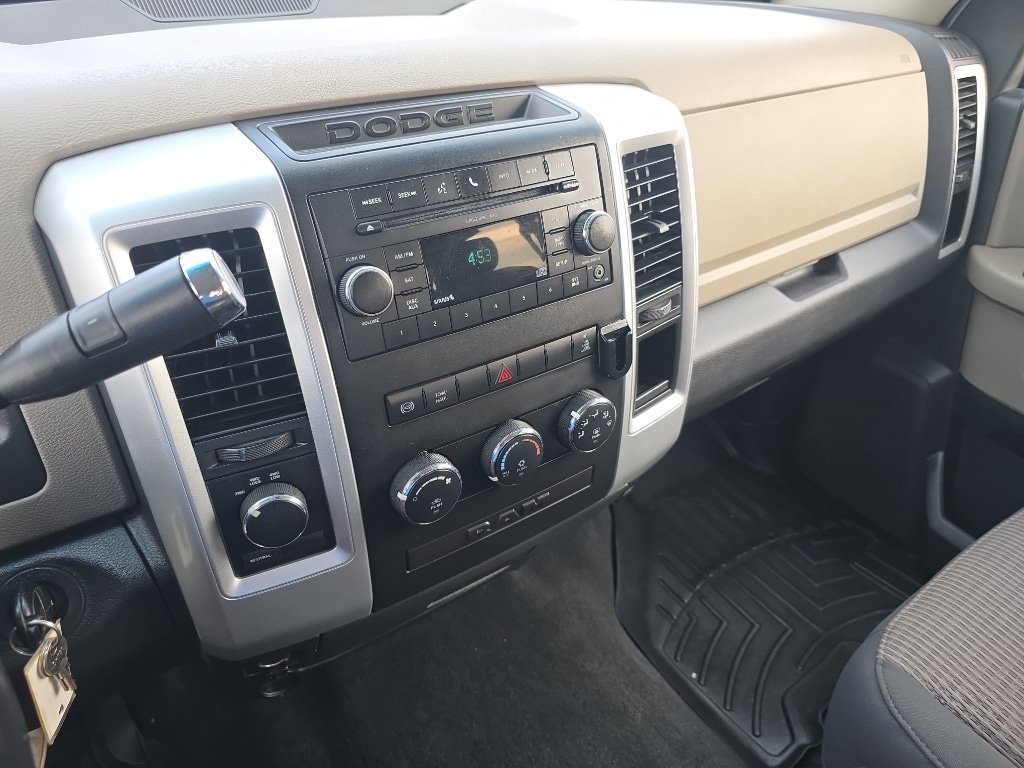 Used 2010 Dodge Ram 2500 Truck SLT w/ Luxury Group AWD/4WD image 12