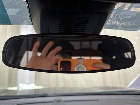 Certified 2025 Chevrolet Equinox LT image 28