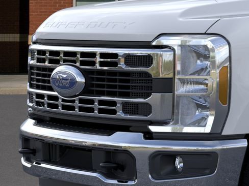 New 2026 Ford F350 XL w/ XL Chrome Package AWD/4WD image 17