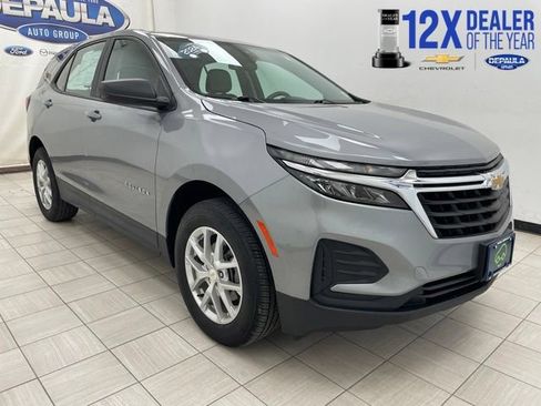 Used 2024 Chevrolet Equinox LS AWD/4WD image 1