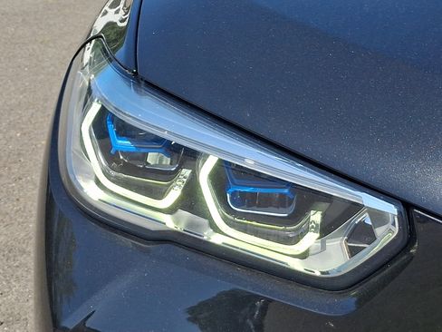 Used 2021 BMW X5 M w/ Competition Package AWD/4WD image 10