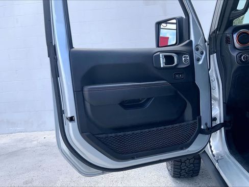 Used 2022 Jeep Gladiator Mojave w/ Cold Weather Group AWD/4WD image 27