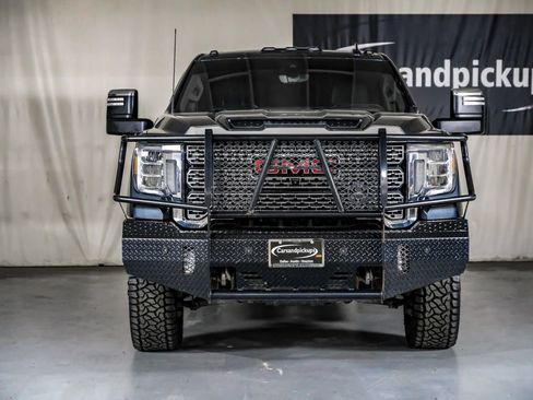 Used 2020 GMC Sierra 3500 Denali w/ Denali Ultimate Package image 3