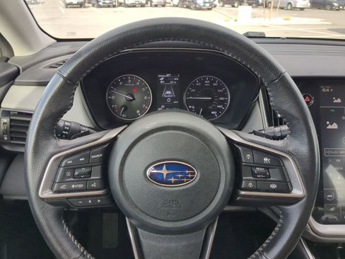 Used 2023 Subaru Outback Premium image 18