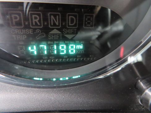 Used 2016 Jeep Wrangler Rubicon w/ Power Convenience Group image 29