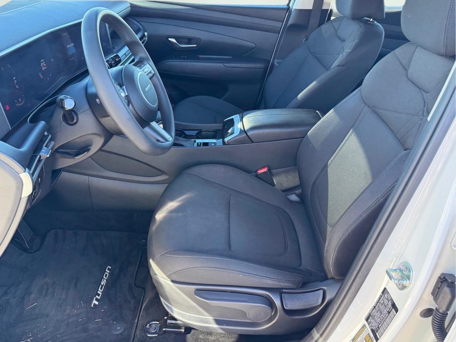 Certified 2025 Hyundai Tucson SE FWD image 6