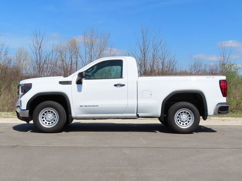 Used 2023 GMC Sierra 1500 Pro w/ Convenience Package AWD/4WD image 22