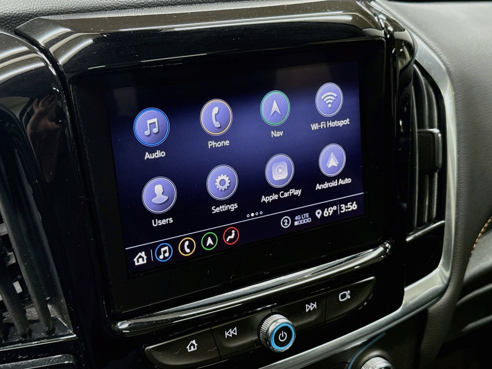Used 2020 Chevrolet Traverse RS AWD/4WD image 18