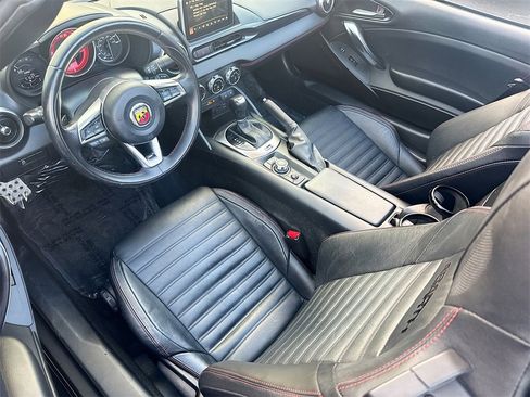 Used 2020 FIAT 124 Spider Abarth w/ Visibility Group image 24