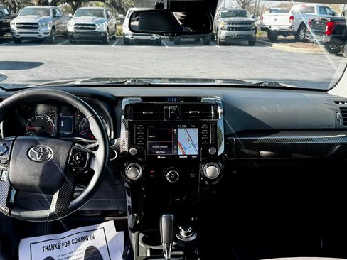 Used 2022 Toyota 4Runner SR5 Premium image 27