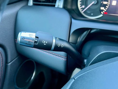 Used 2022 Land Rover Discovery Sport S R-Dynamic image 31