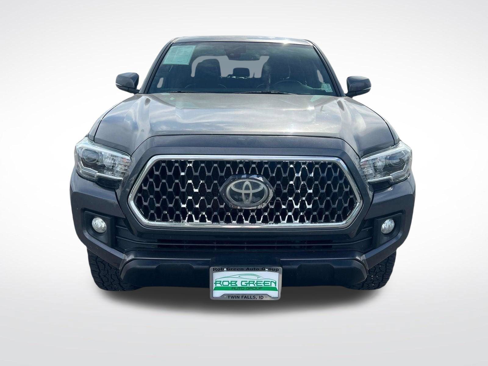 Used 2019 Toyota Tacoma TRD Off-Road AWD/4WD image 11
