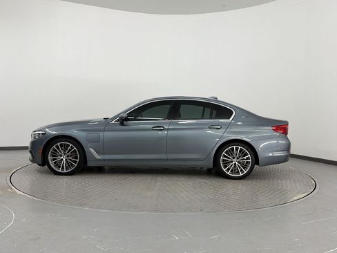 Used 2018 BMW 530e RWD image 2