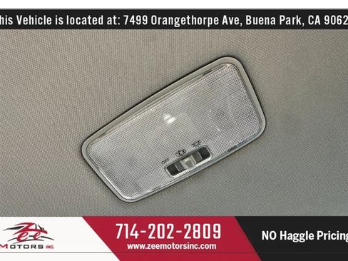 Used 2017 Toyota Camry SE FWD image 36