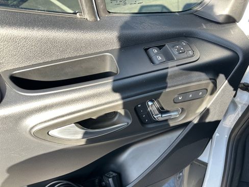 Used 2024 Mercedes-Benz Sprinter 3500 image 15