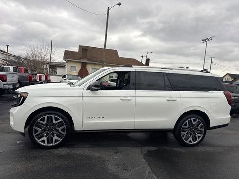 New 2025 Ford Expedition Max Platinum w/ Platinum Ultimate Package AWD/4WD image 8