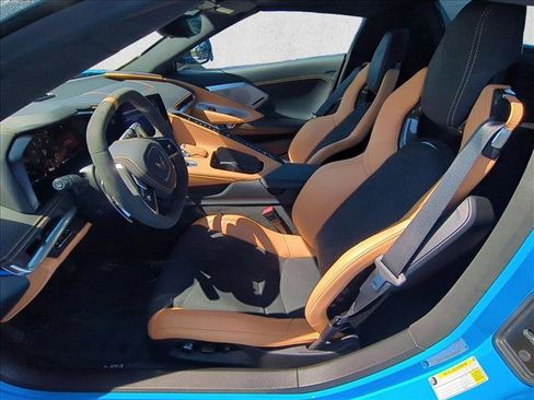 Used 2022 Chevrolet Corvette Stingray Premium Conv w/ Z51 Performance Package image 16