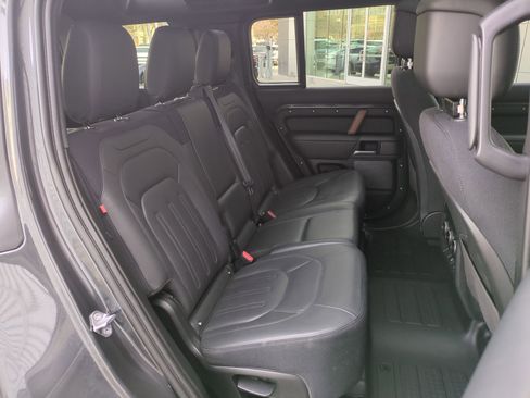 Used 2023 Land Rover Defender 110 X image 29
