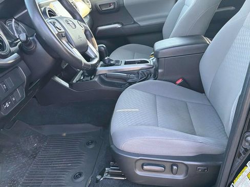 Used 2023 Toyota Tacoma 2WD Double Cab image 26
