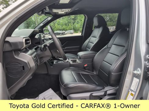 Certified 2024 Toyota Tacoma SR5 AWD/4WD image 11