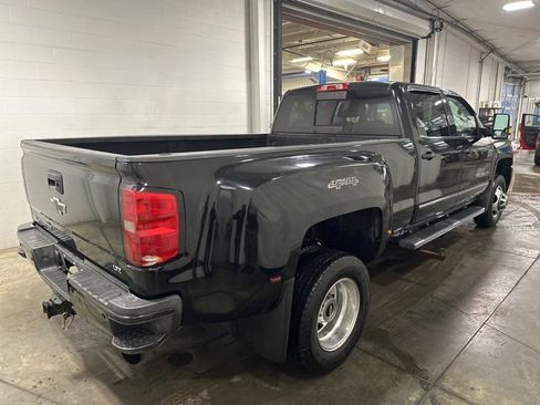 Used 2018 Chevrolet Silverado 3500 LTZ w/ Duramax Plus Package image 4