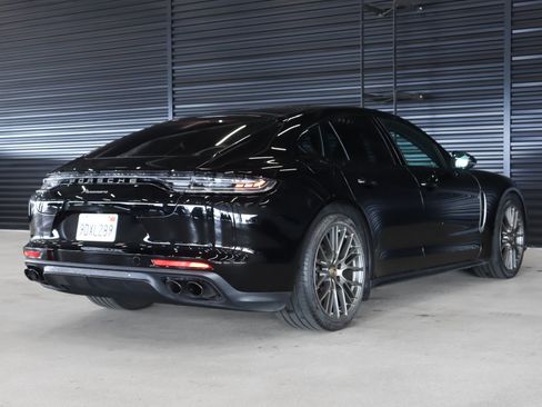 Certified 2023 Porsche Panamera Platinum Edition RWD image 9