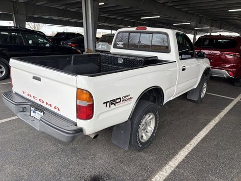 Used 2000 Toyota Tacoma 4x4 Regular Cab image 8