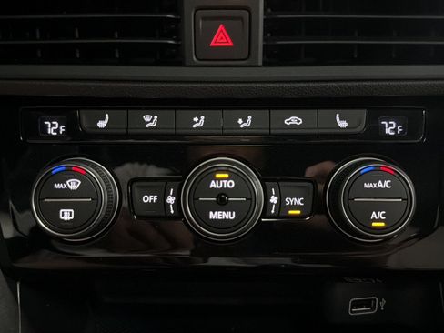 Used 2019 Volkswagen Jetta R-Line FWD image 26