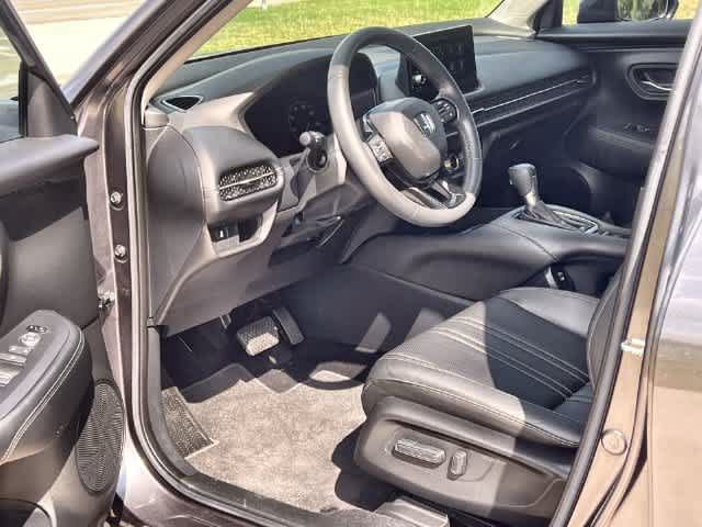Certified 2024 Honda HR-V EX-L image 3