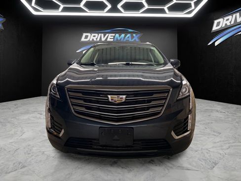 Used 2019 Cadillac XT5 Luxury AWD/4WD image 2