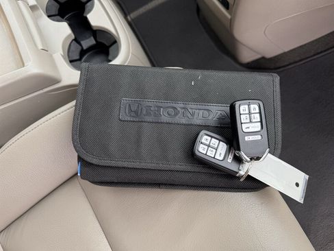 Used 2016 Honda Odyssey EX-L image 35