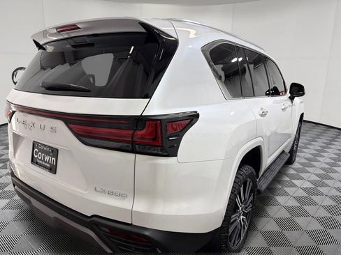 Used 2024 Lexus LX 600 4WD w/ Luxury Package image 6