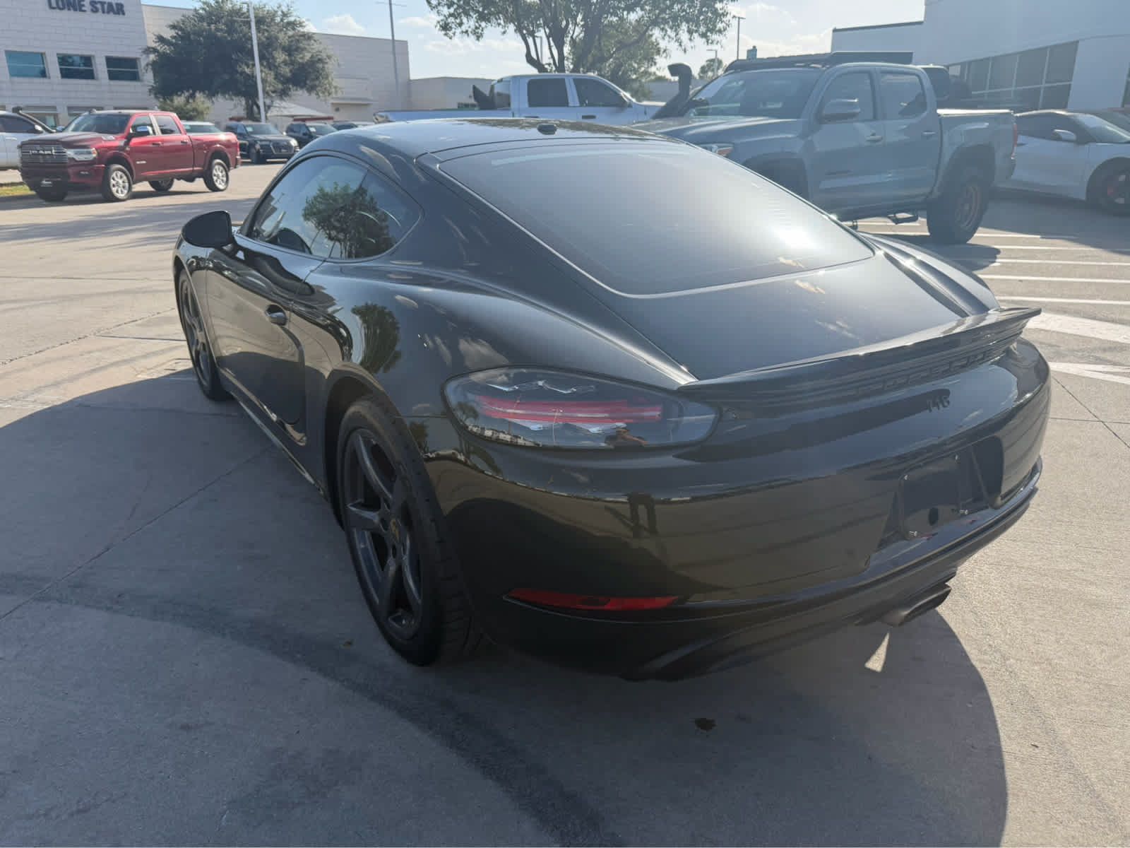Used 2019 Porsche 718 Cayman RWD image 5