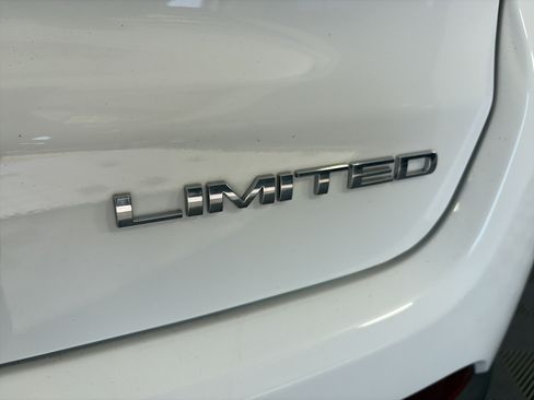 Used 2023 Jeep Compass Limited AWD/4WD image 16