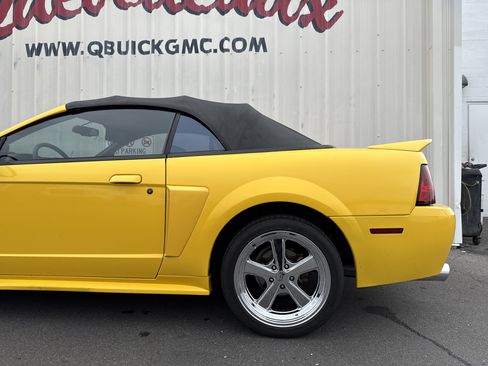Used 1999 Ford Mustang GT image 2