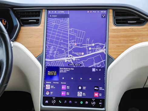 Used 2020 Tesla Model X Long Range AWD/4WD image 14